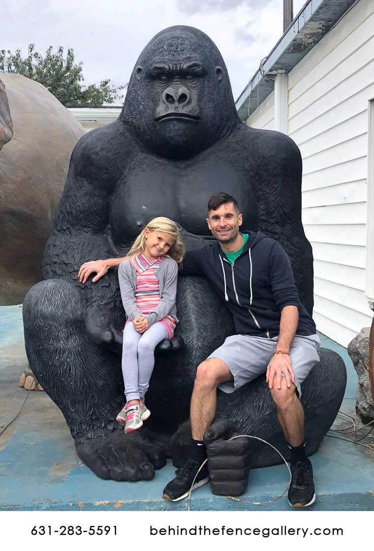 Jumbo Silverback Gorilla 8 ft Statue Jumbo Silverback Gorilla 8 ft Statue